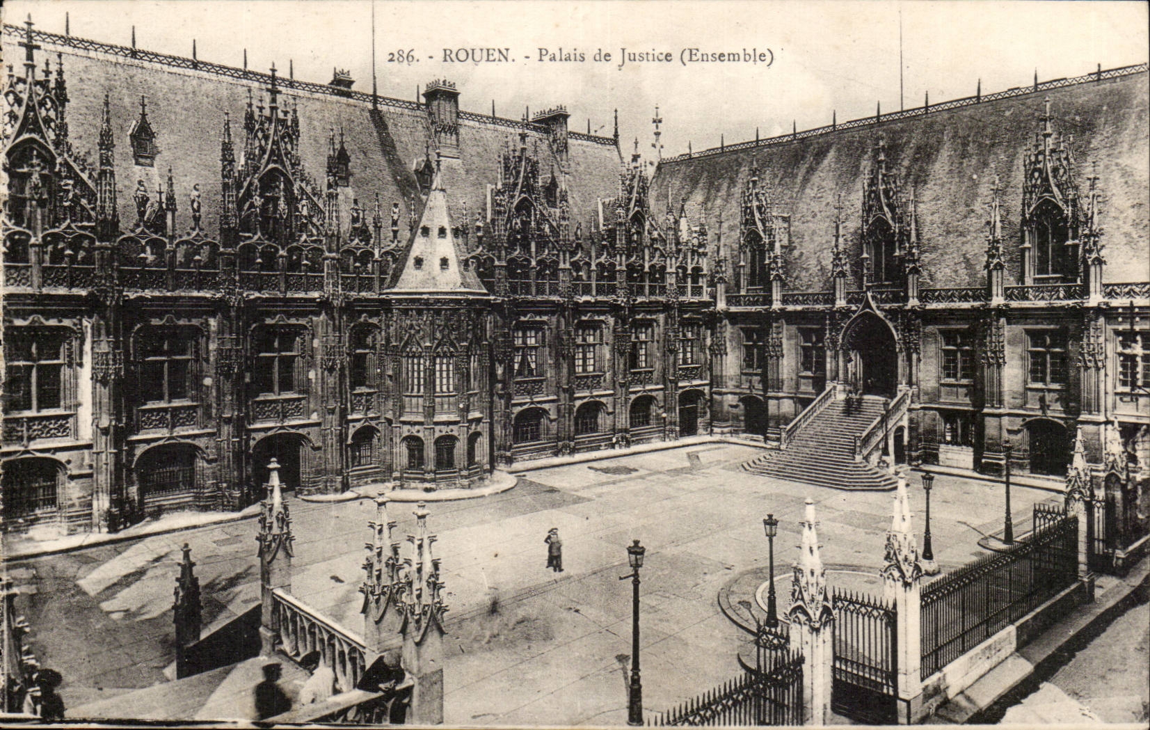 Rouen CPA Law courts (together)