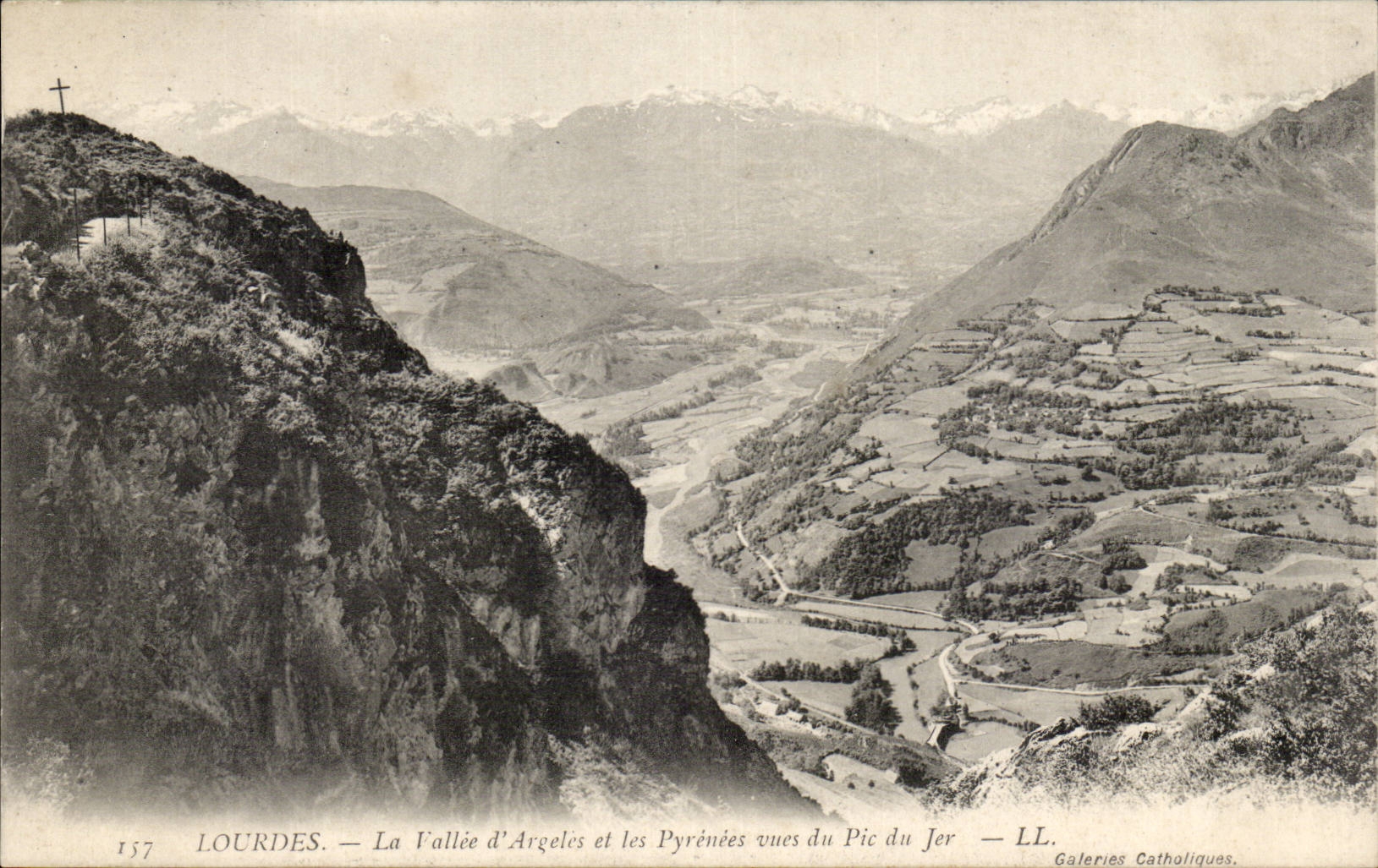 Lourdes CPA the valley of aRgeles and the Pyrenees seen of the Peak of Jer