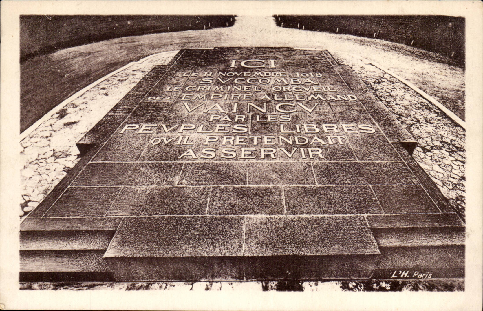 Drill of Compiegne CPA Clearing of the armistice the central flagstone
