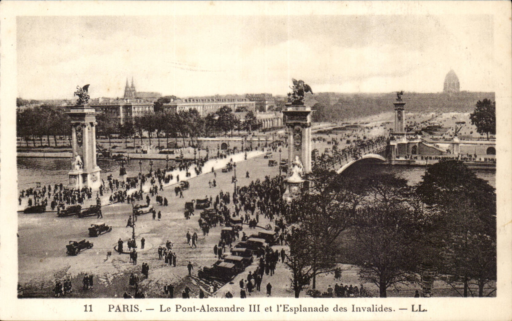 Paris CPA Bridge Alexandre III and Esplanade of Invalides