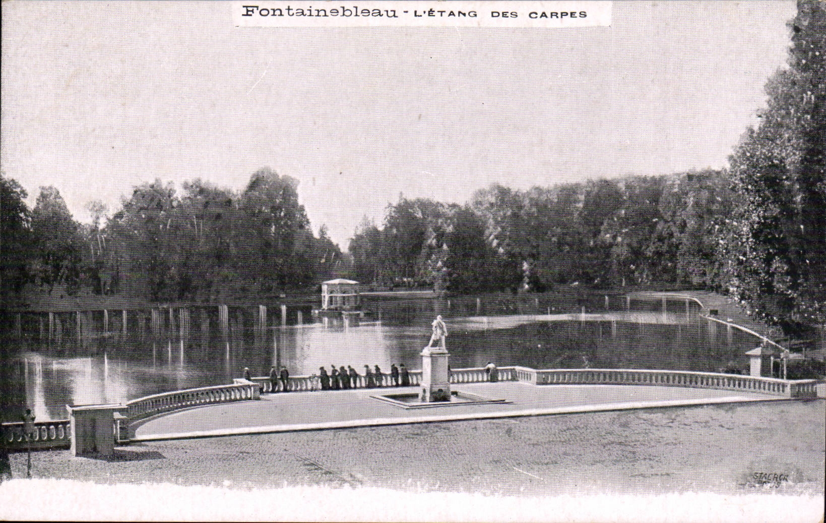 Fontainebleau - the Pond of Carps - CPA