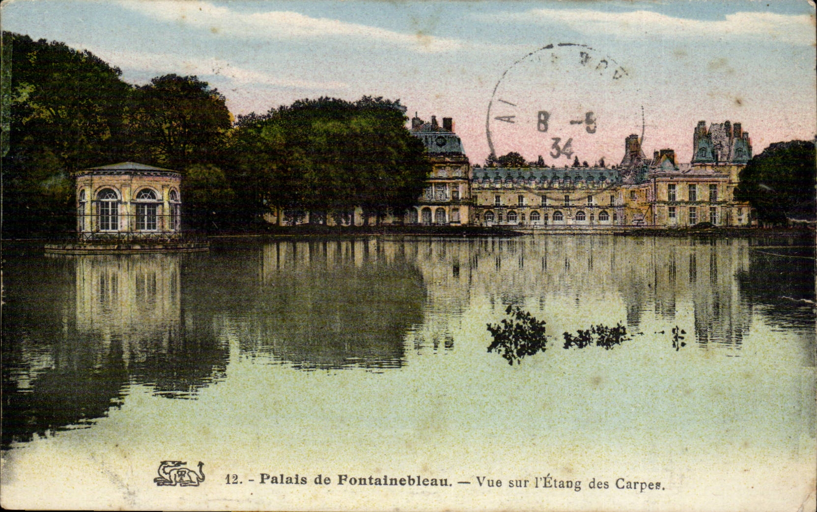 Fontainebleau - Sight on the Pond of Carps - CPA