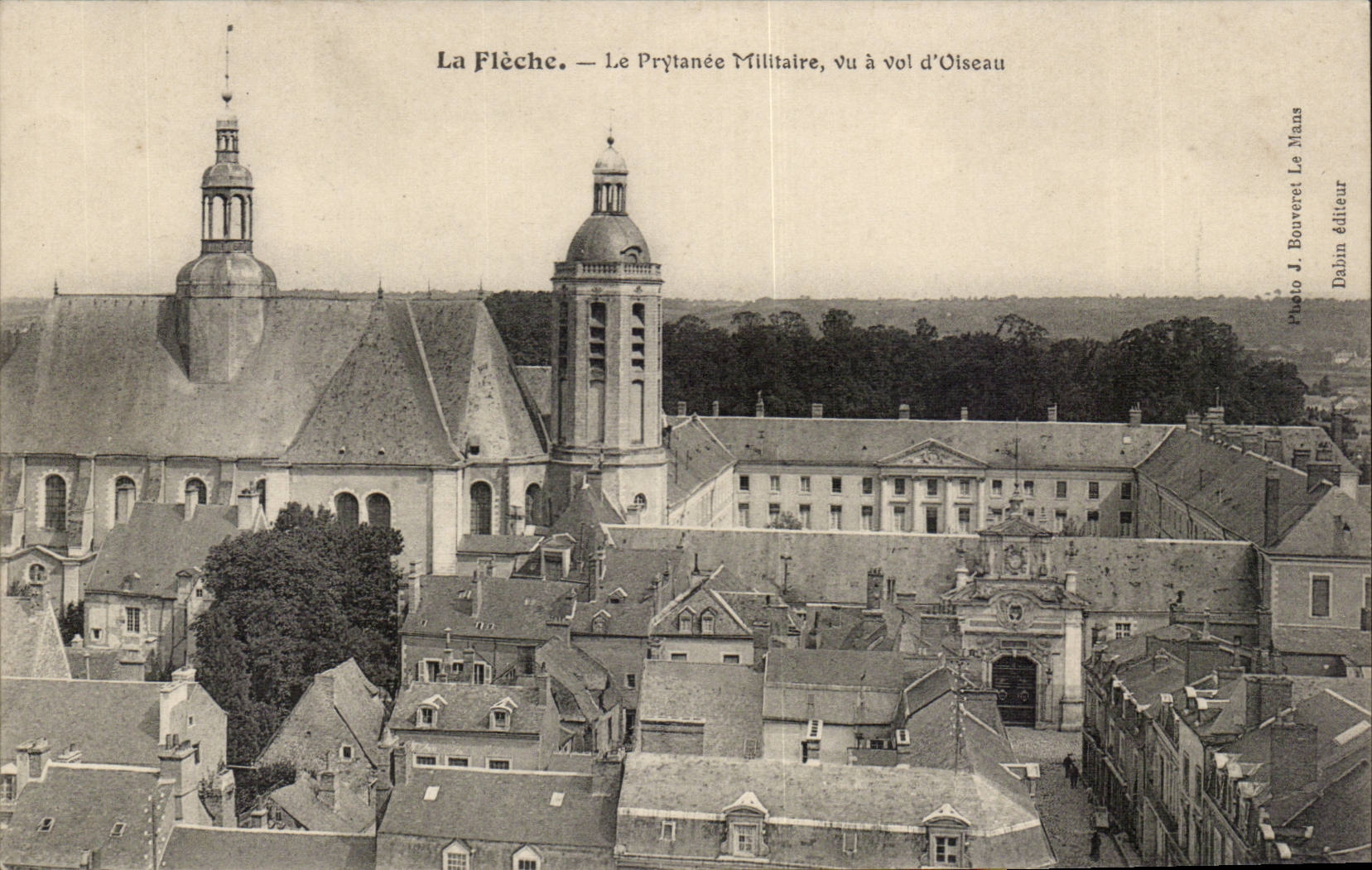 Arrow CPA military Pyranee considering as the crow flies