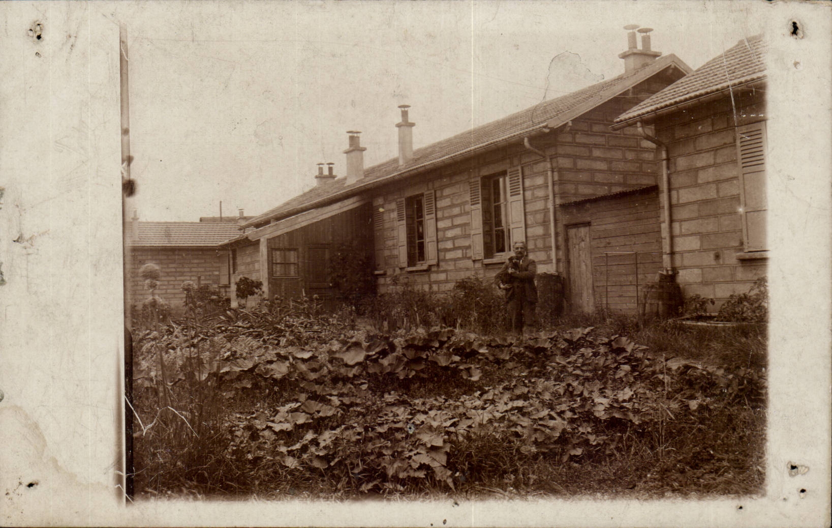 Real photo House and viel man