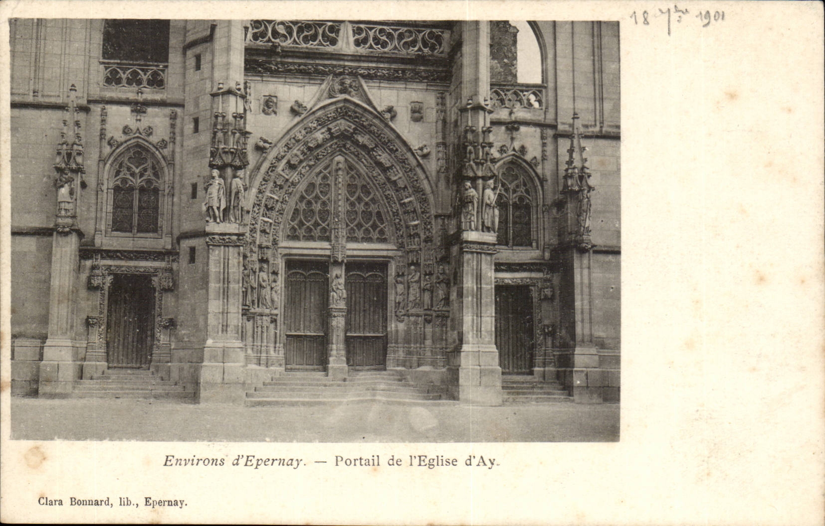 Environs d'Epernay CPA Portail de l'eglise d'Ay