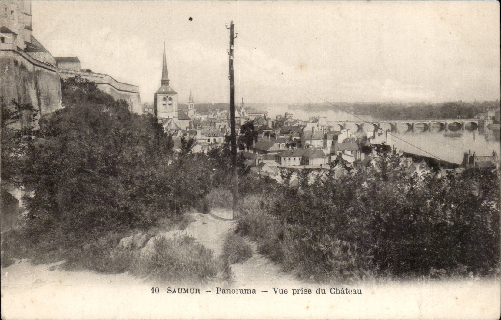 Saumur CPA Panorama Seen from of the castle