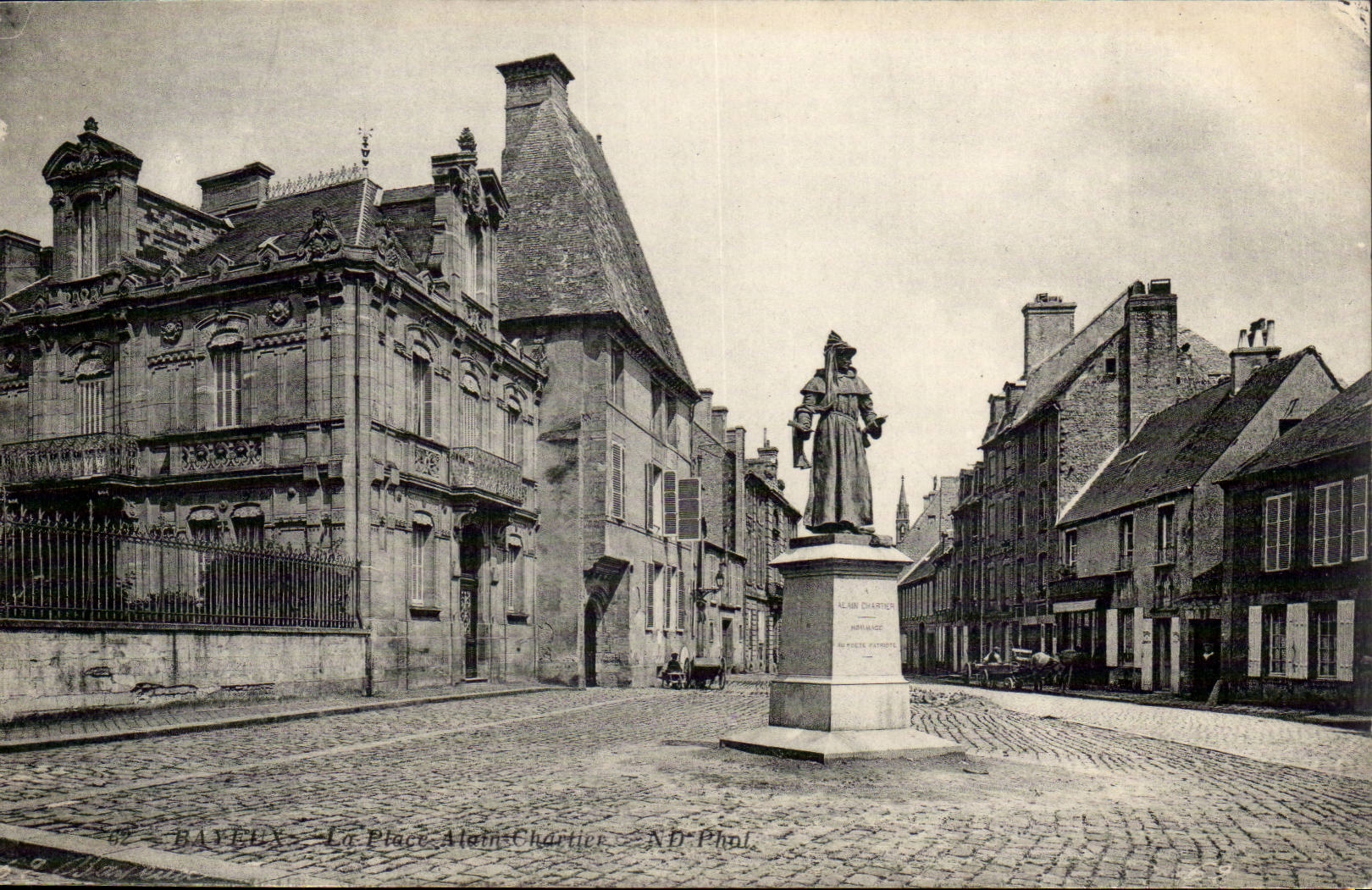 Bayeux CPA der Platz Alain Charlier