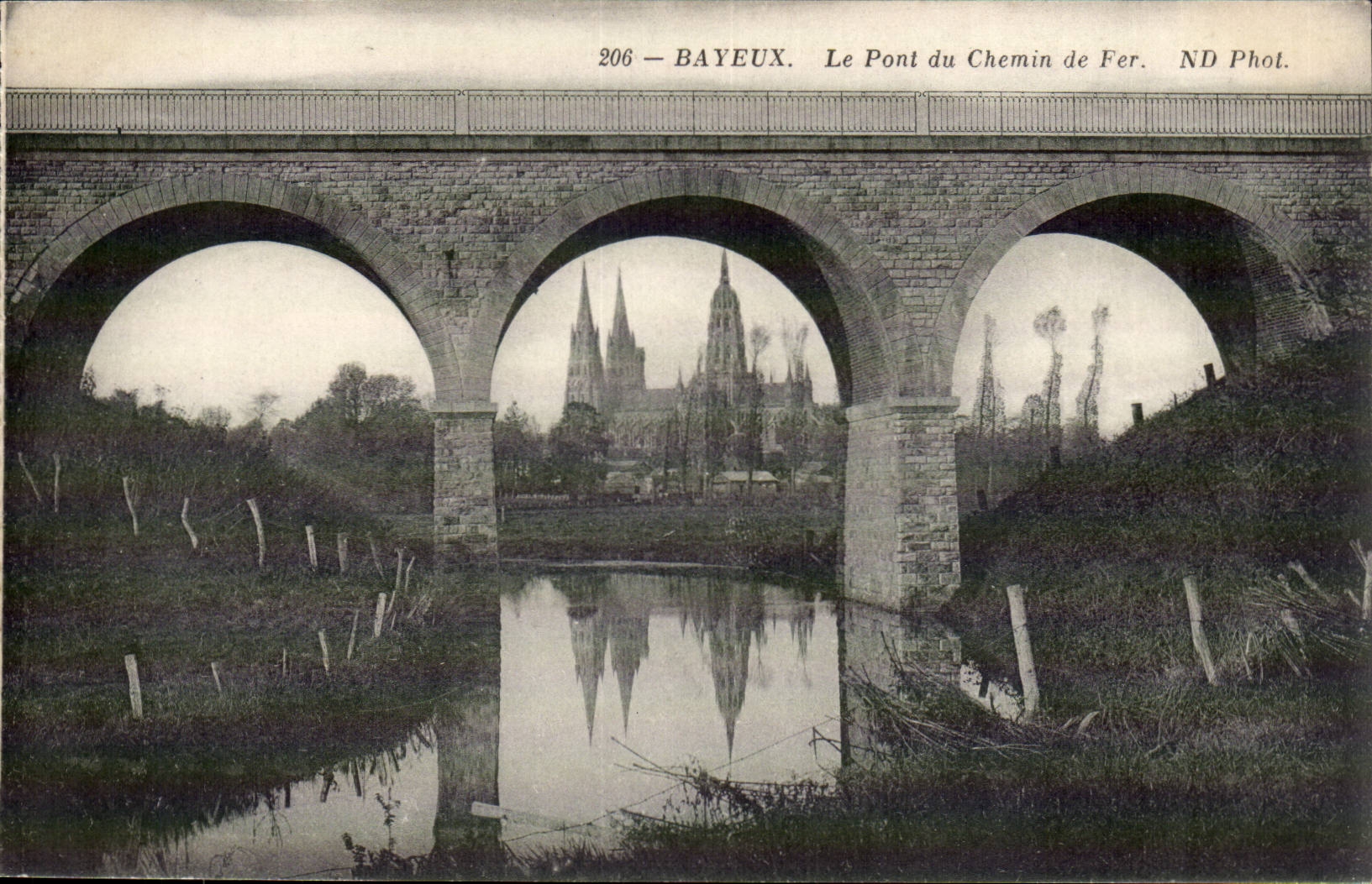 Bayeux CPA die Brucke der Eisenbahn