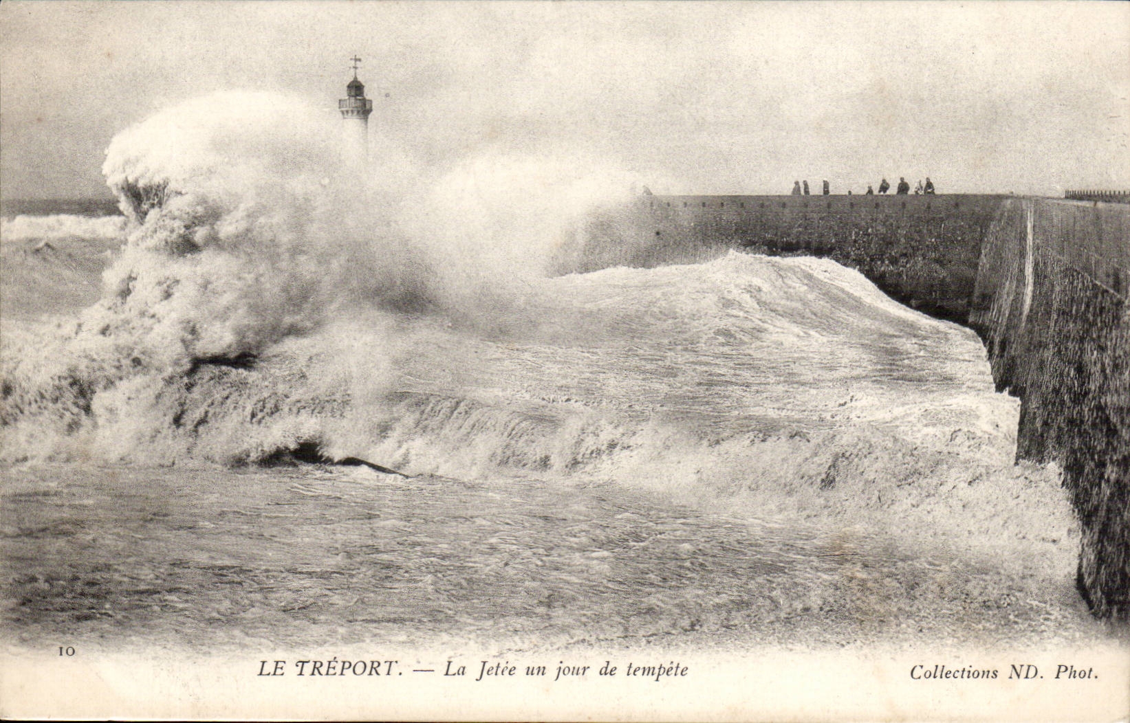 TReport CPA the pier one day of storm (headlight ligththouse)