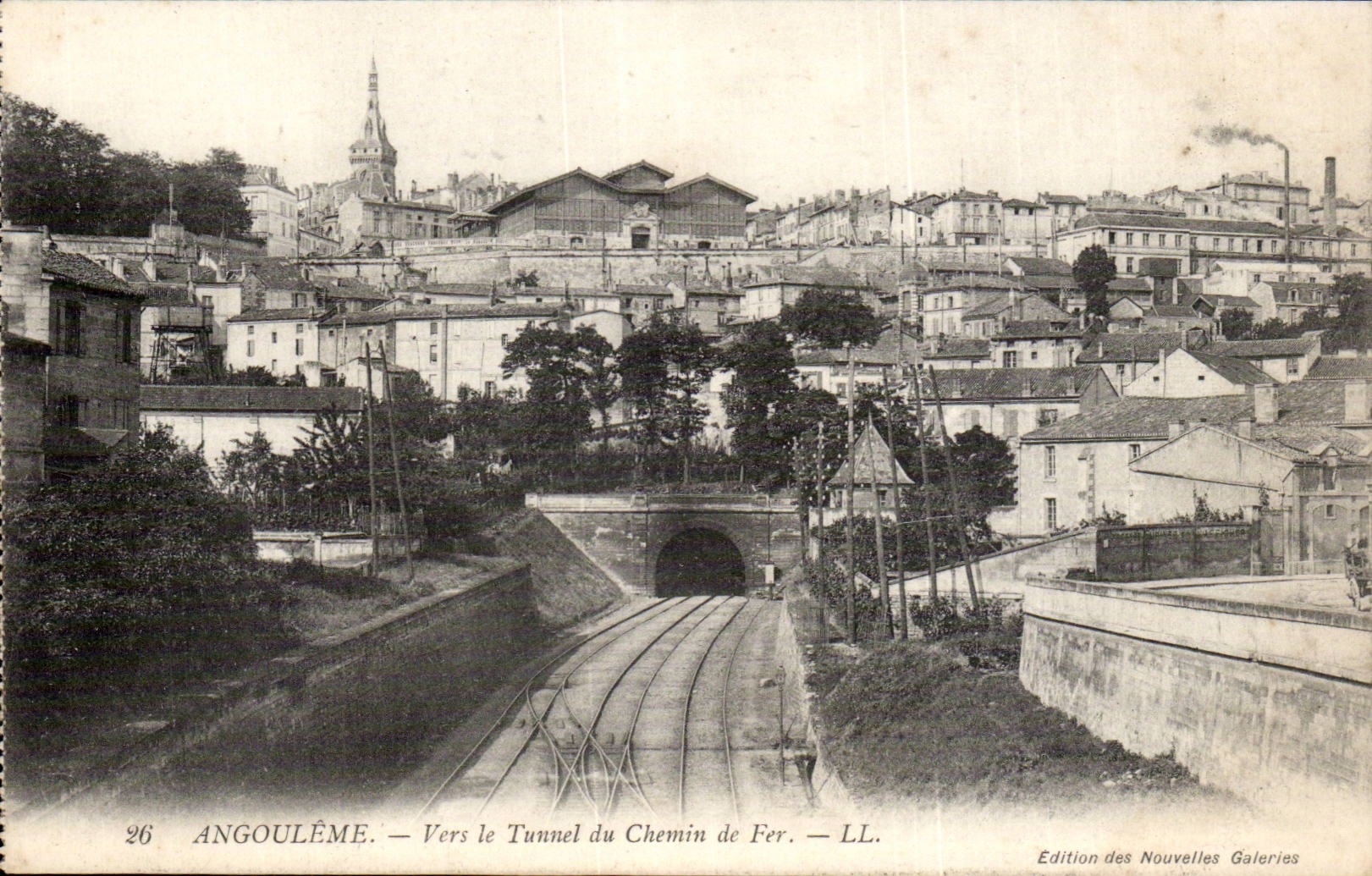 Angoulême CPA gesehen vom Tunnel der Eisenbahn