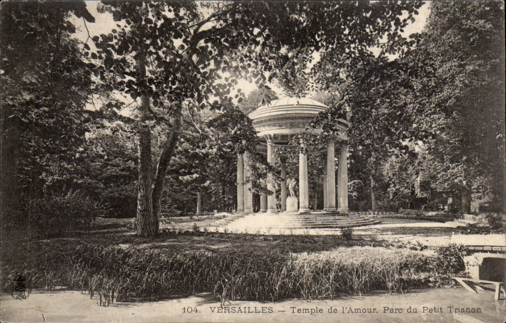 Versailles CPA TEmple de l'amour parc du petit TRianon