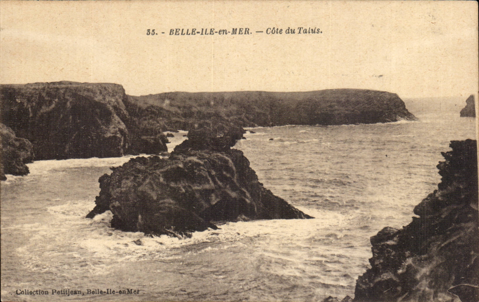 Beautiful Isle at sea cPA Dimension of the Slope