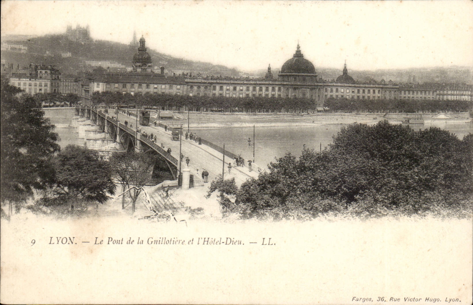 Lyon CPA the bridge D ela Guillotiere and the hotel God