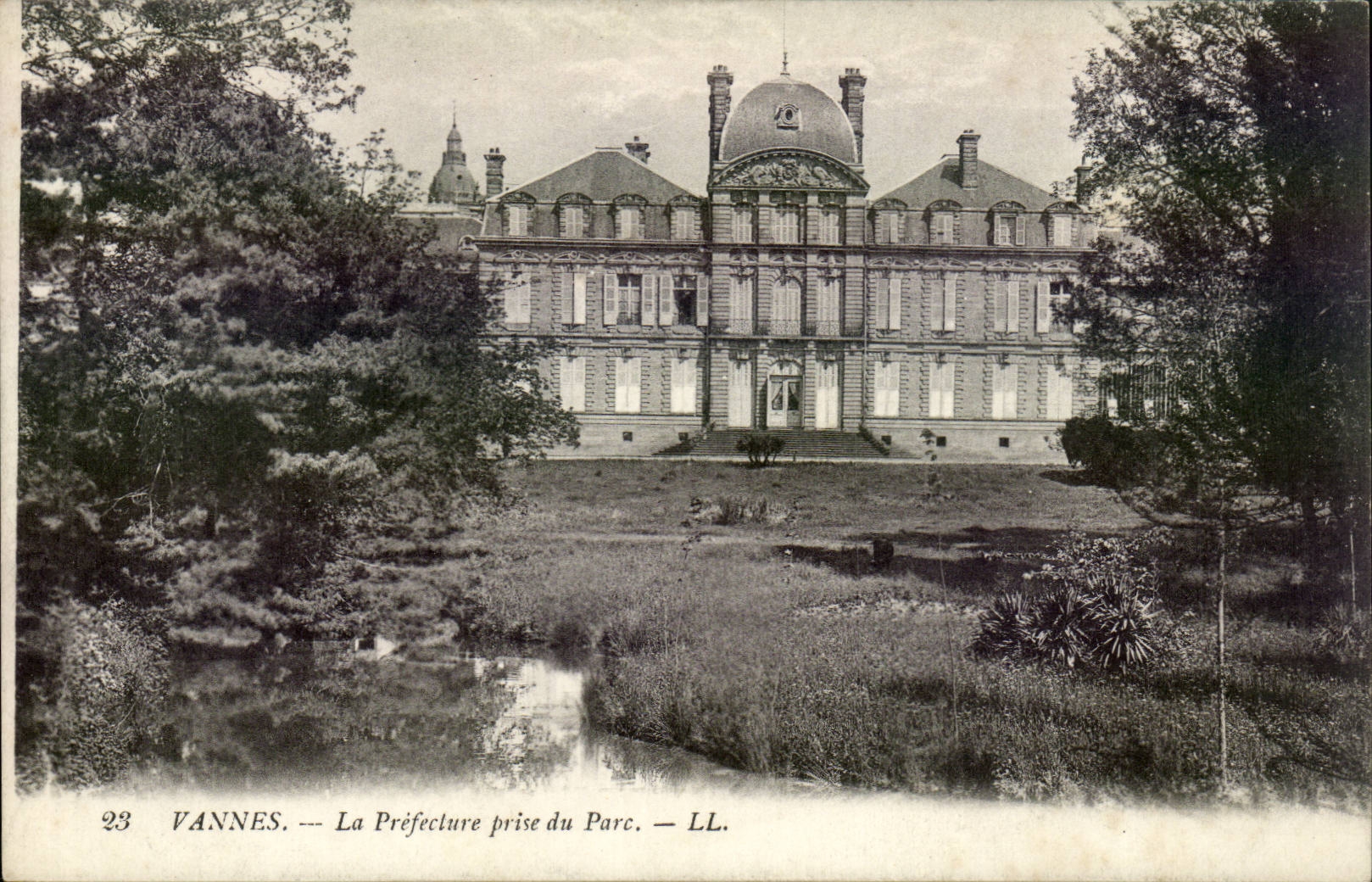 Prafektur der Ventile CPA genommen vom Park