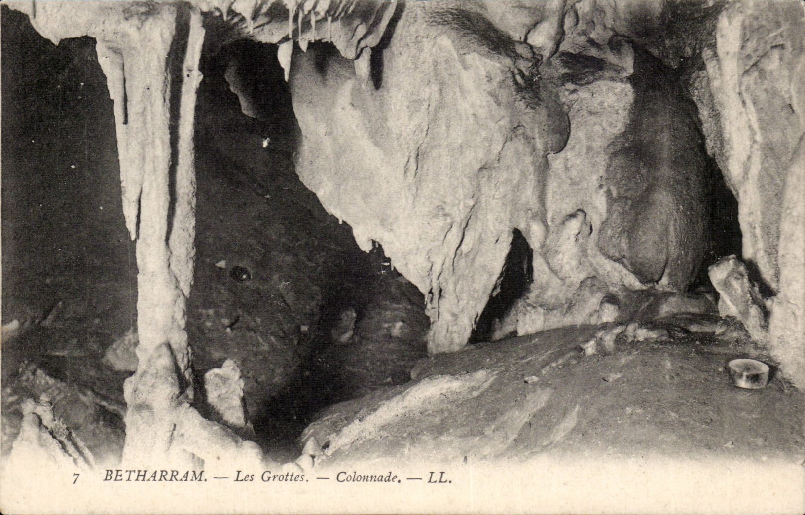 Betharram CPA the caves Colonnade