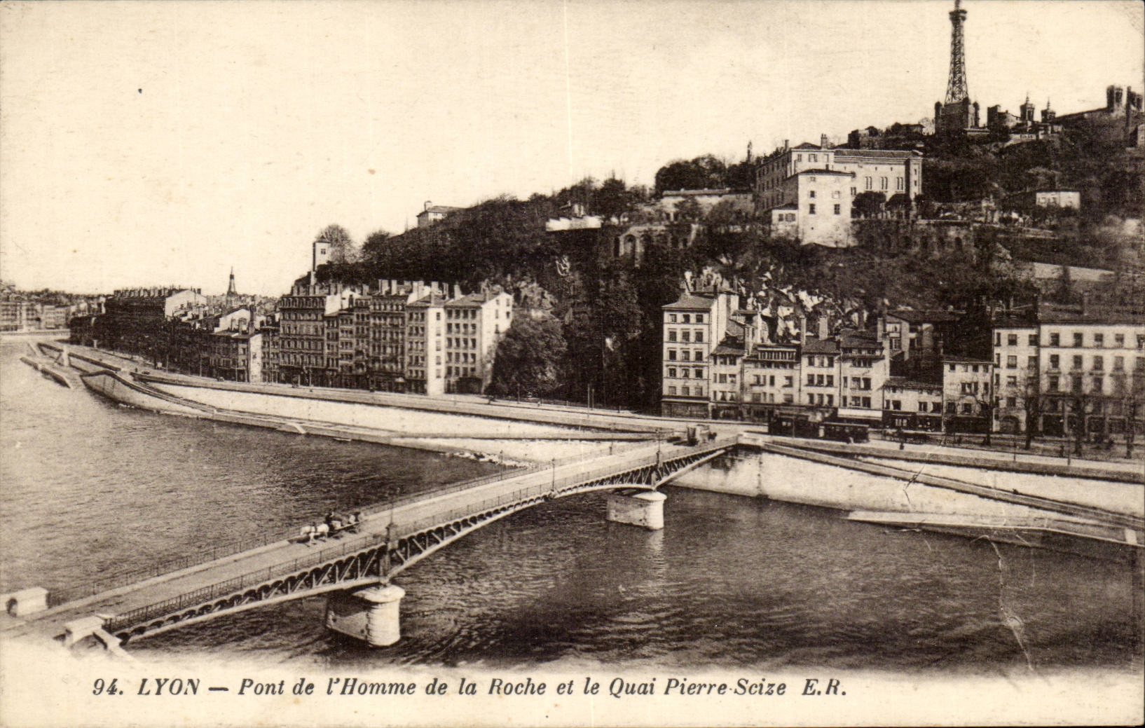 Lyon CPA bridge of Lhomme of the rock and the quay Pierre Scize