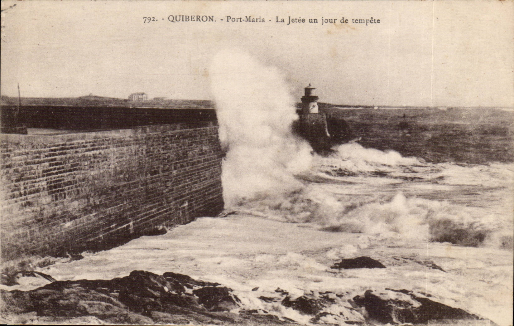 Quiberon - Maria Bridge - the Pier one day of storm CPA