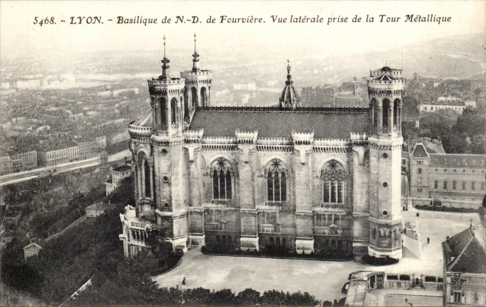 Lyon CPA Basilica of ND of fourviere Seen side catch of the metal tower