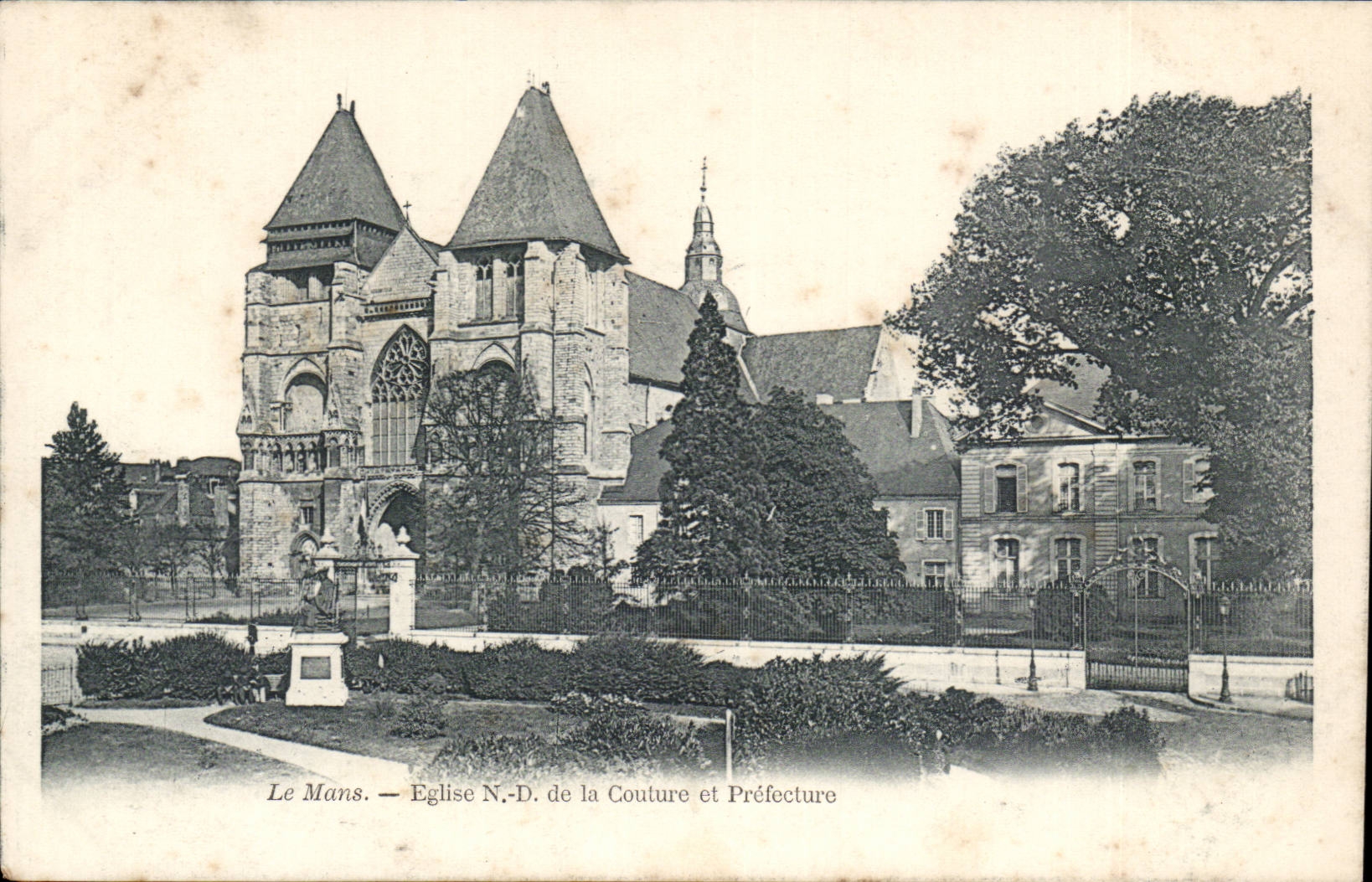 Mans CPA Church Nd of the Seam and Prefecture