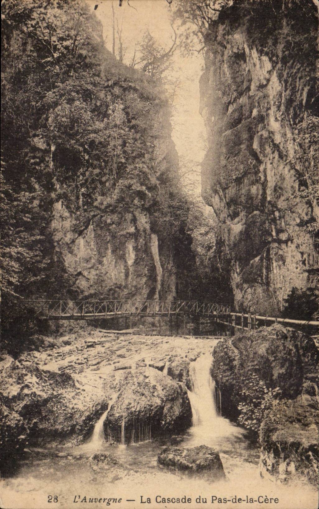 Auvergne - the Cascade of the Step of Cere - CPA