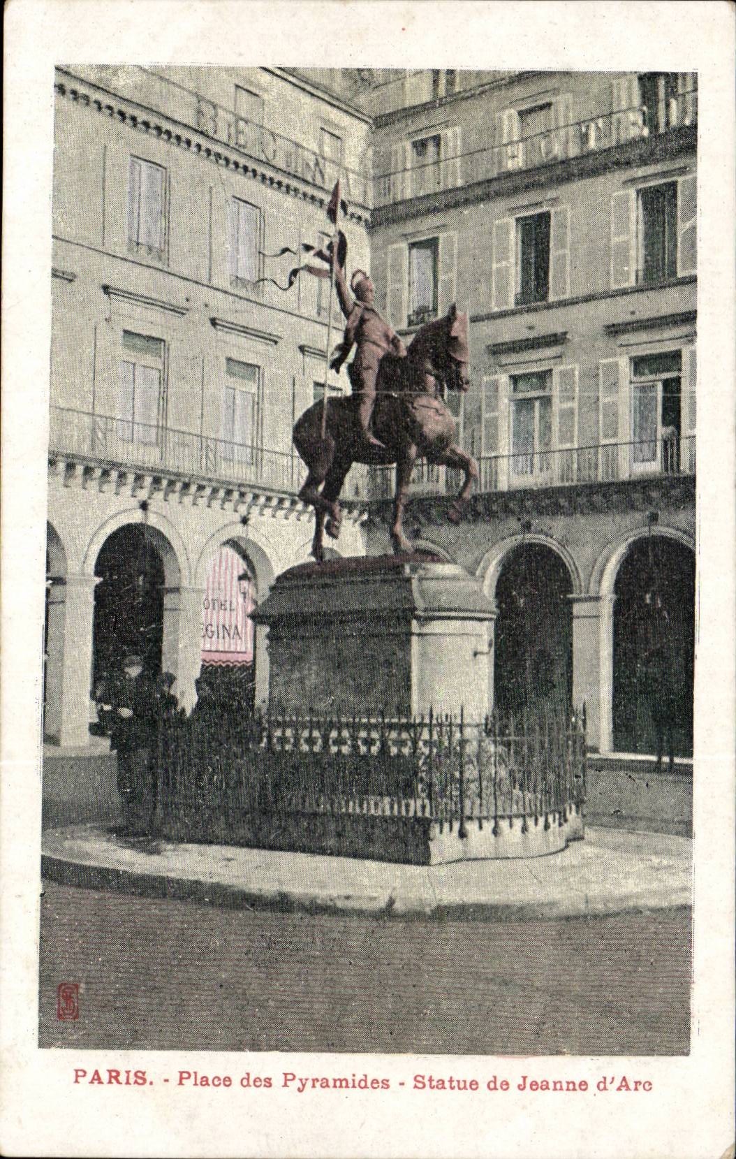 Paris 1 - Place des Pyramides - Statue de Jeanne d'Arc - CPA
