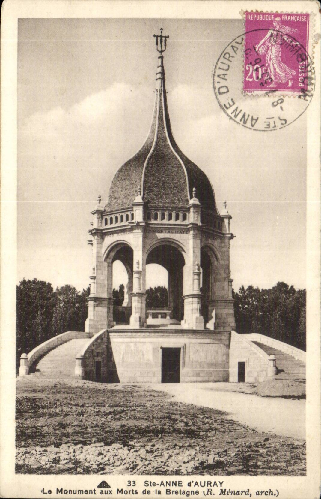 Ste Anne d'Auray - Le Monument aux Morts de la Bretagne - CPA 