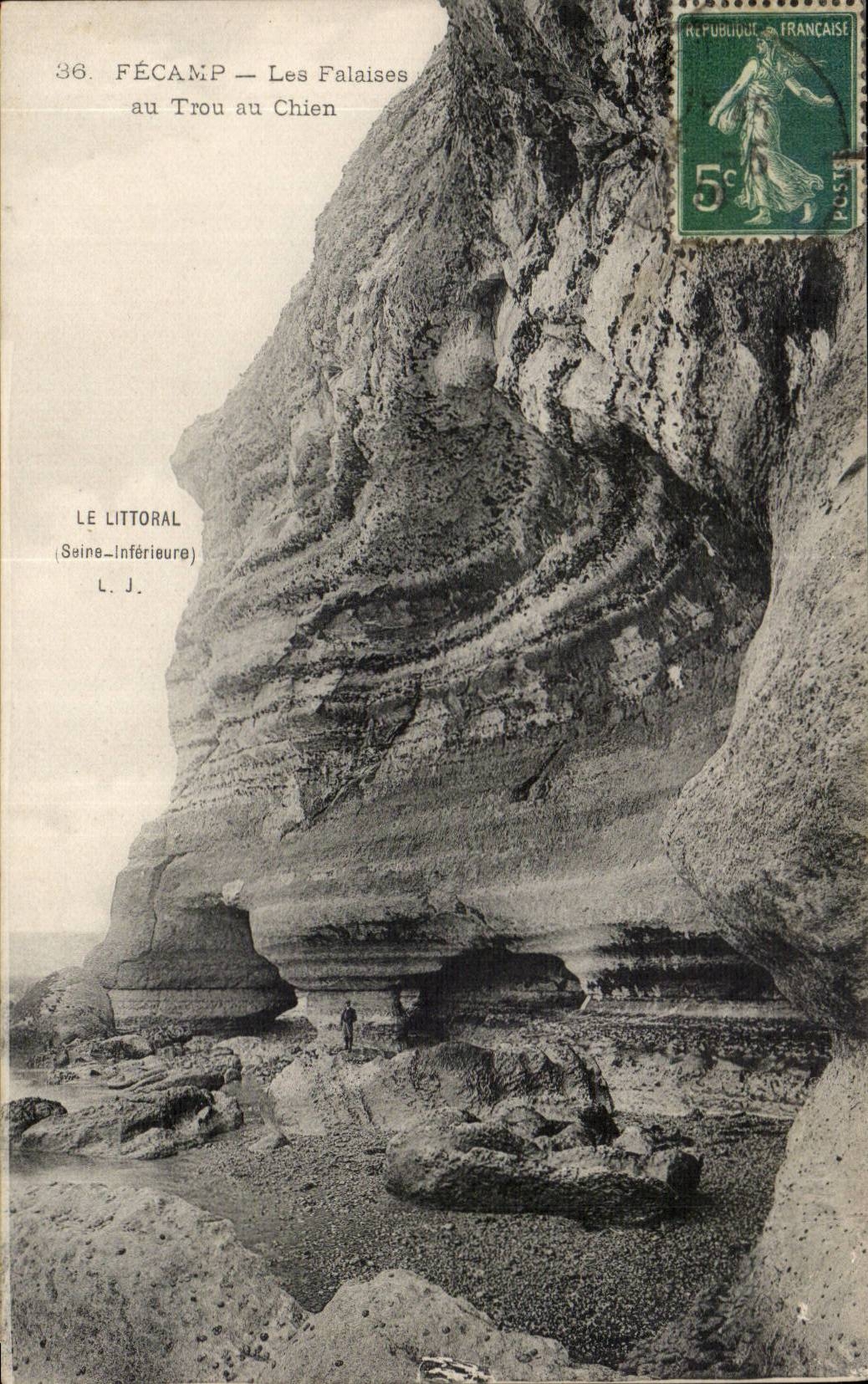 Fecamp - Cliffs with the Hole with the Dog - CPA