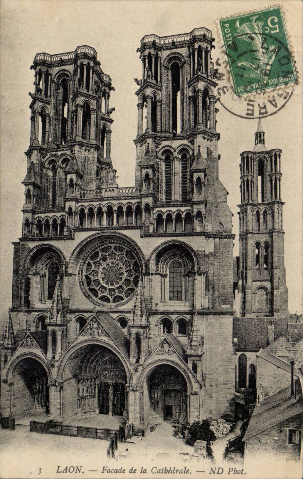 Laon - Frontage of the Cathedral - CPA