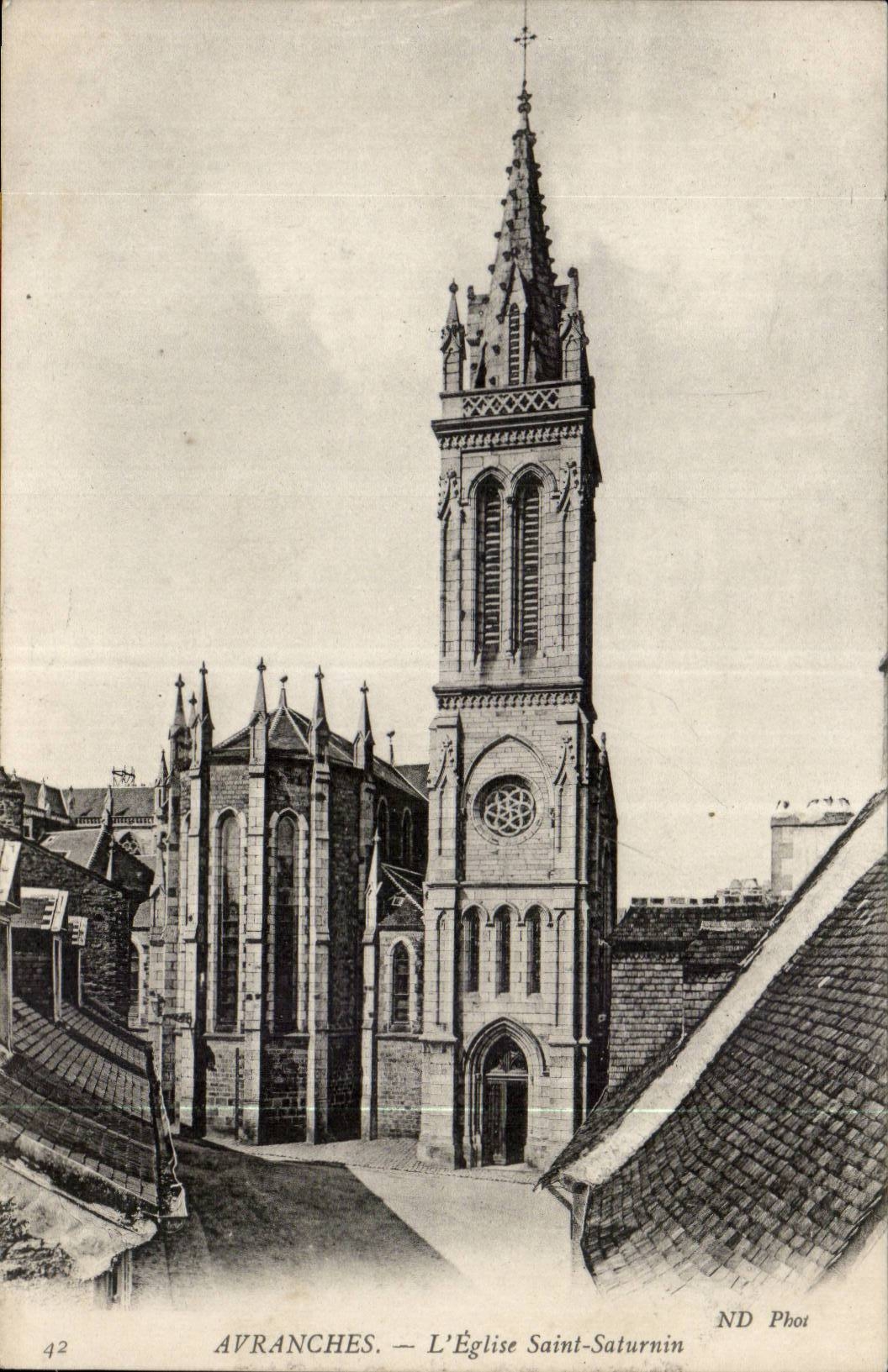 Avranches CPA Eglise Saint Saturnin