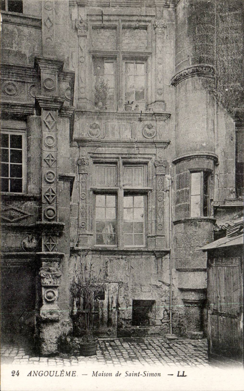Angouleme CPA Maison de Saint simon