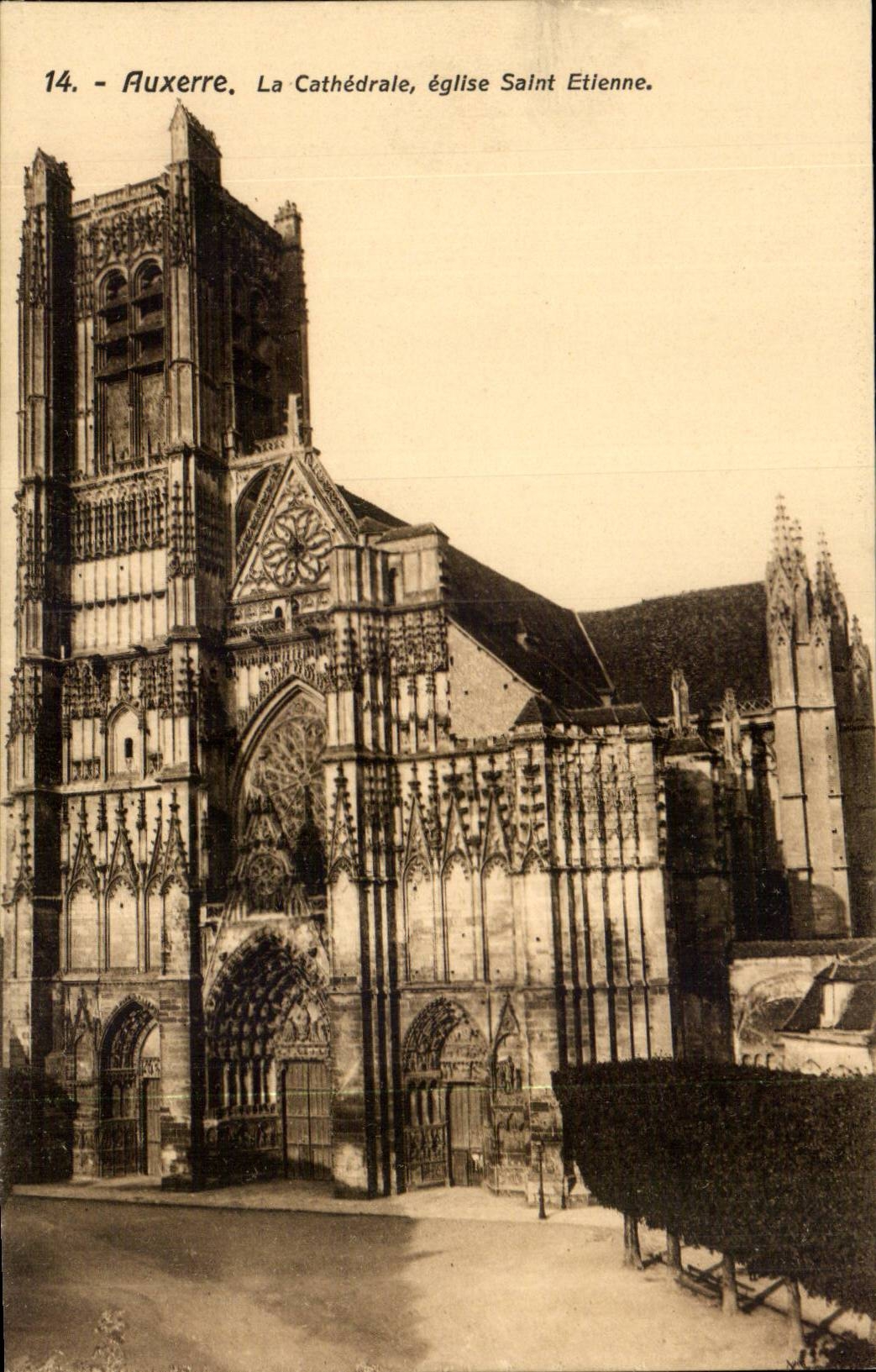 Auxerre CPA die Kathedrale Kirche Saint-Etienne