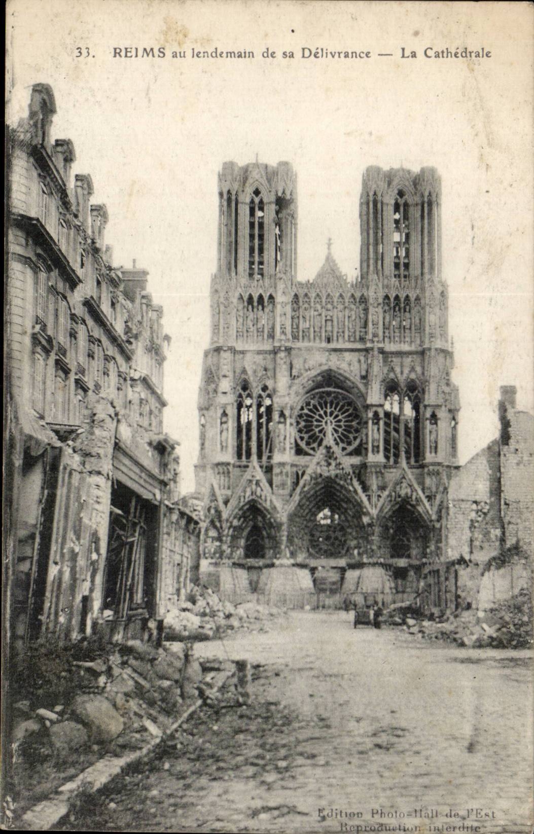 Reims CPA the shortly after its delivery the cathedral