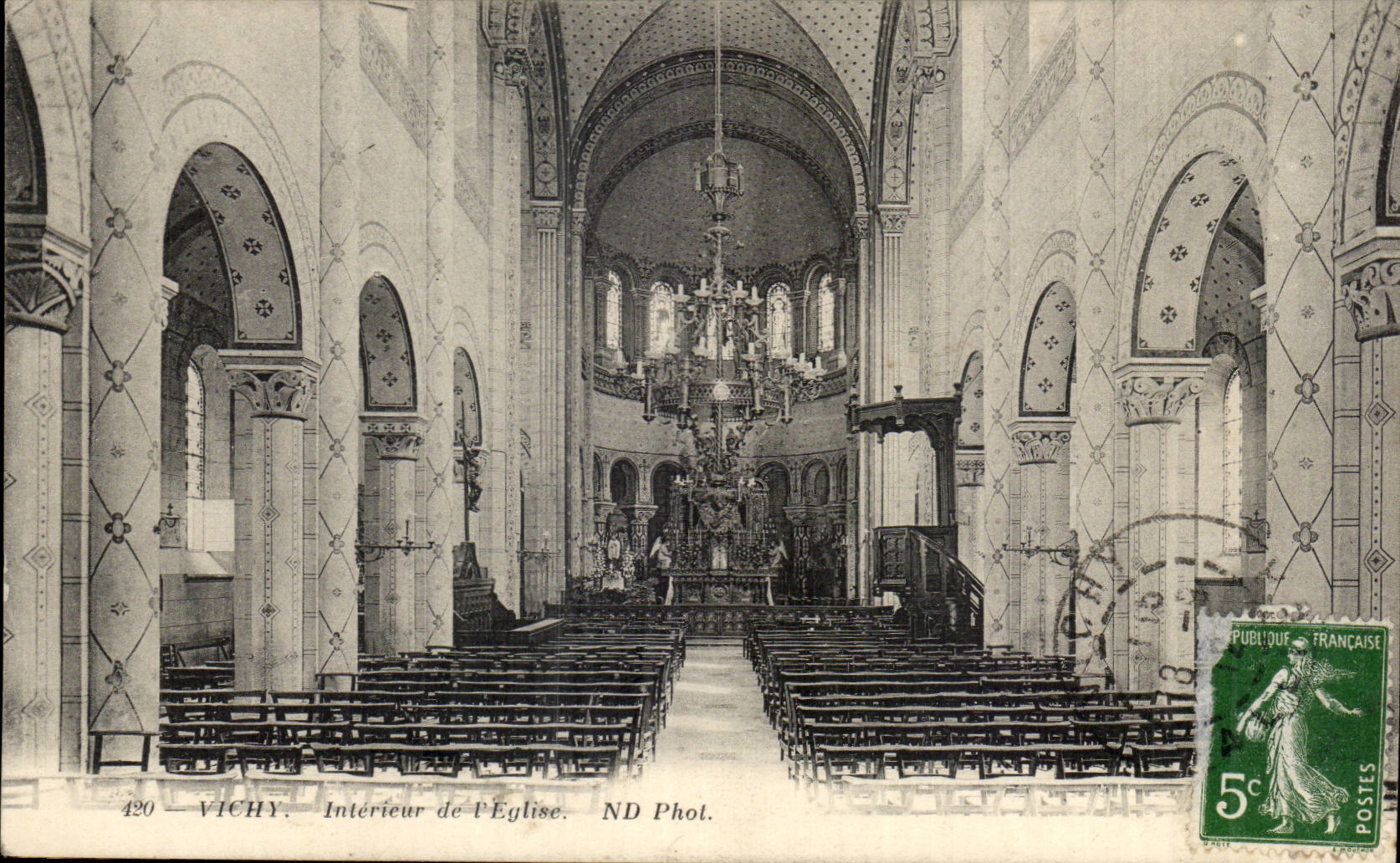 Vichy - Interieur de l'Eglise - CPA 