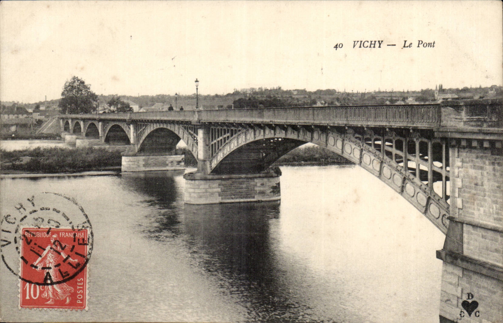 Vichy - Le Pont - CPA 