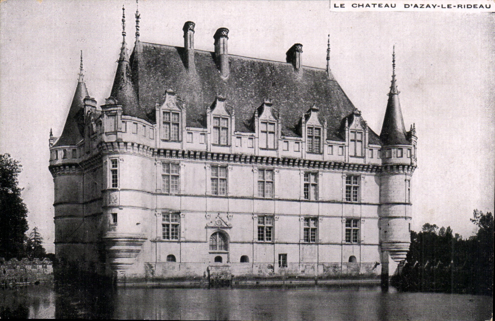 Le Chateau d' Azay le Rideau - CPA 