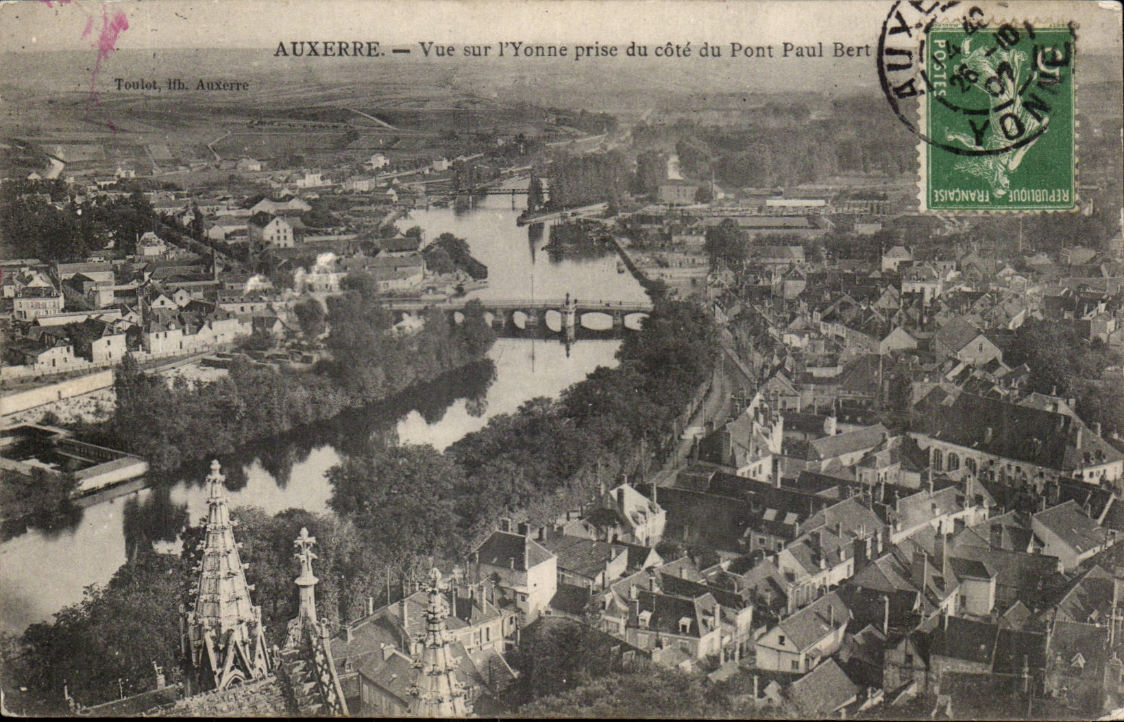 Auxerre - Anblick auf Yonne genommen vom Mass der Brucke Paul Bert - CPA