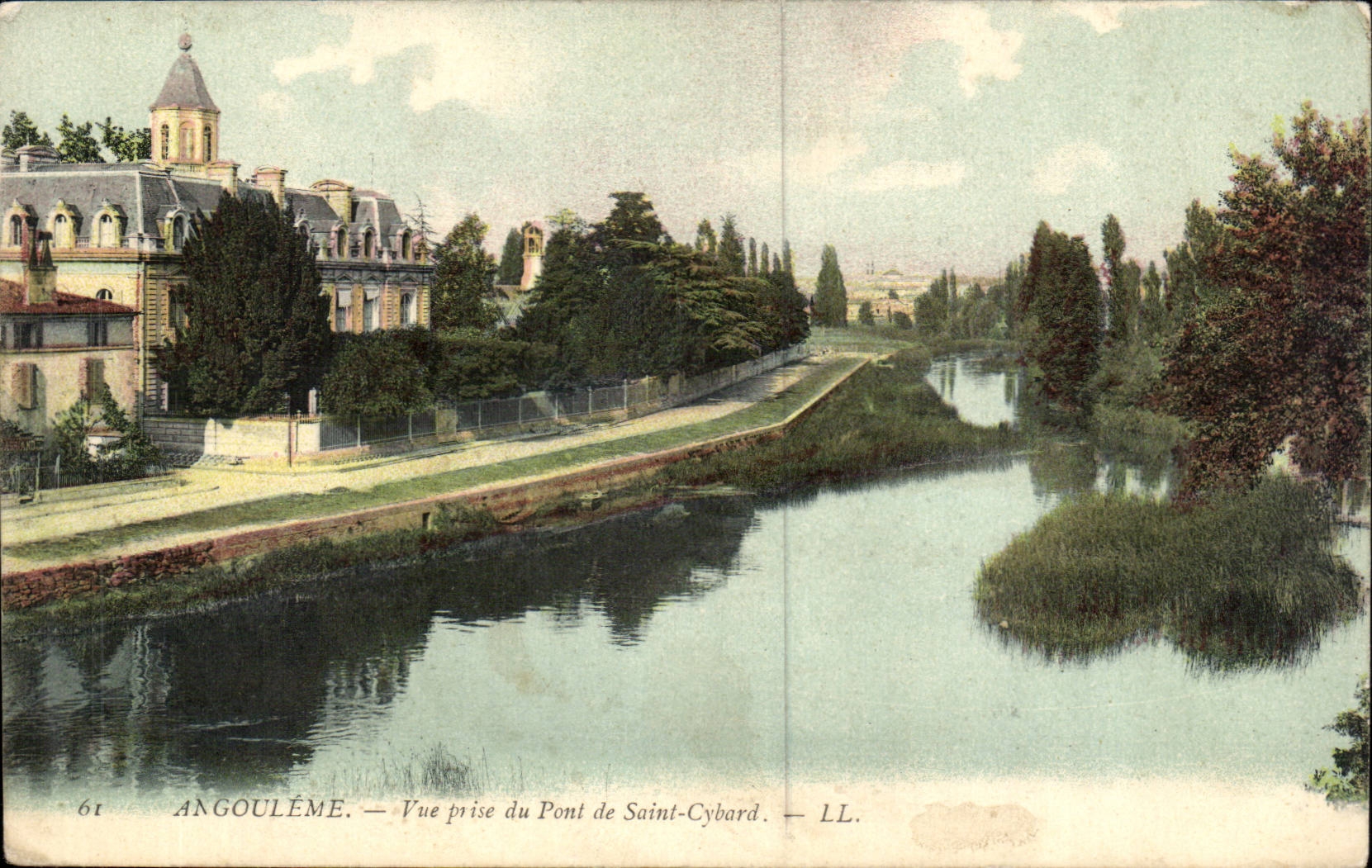 Angouleme CPA Vue prise du pont de Saint Cybord
