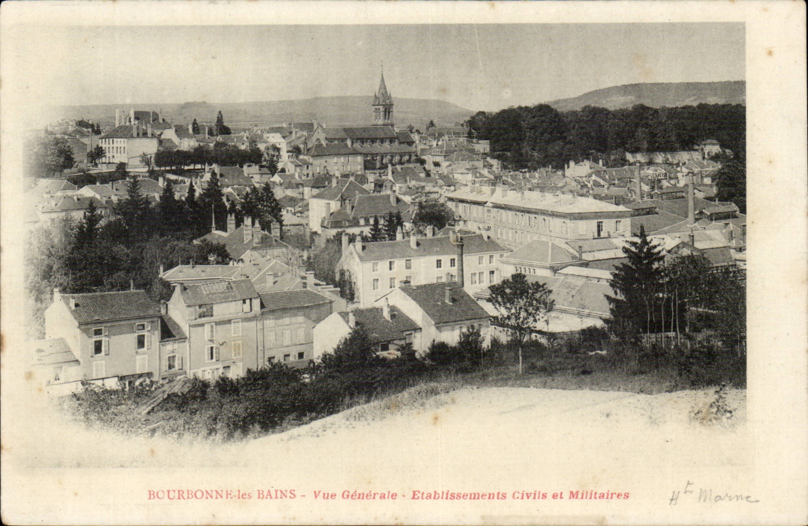 Bourbonne les Bains CPA Vue generale etablissements civils et militaires