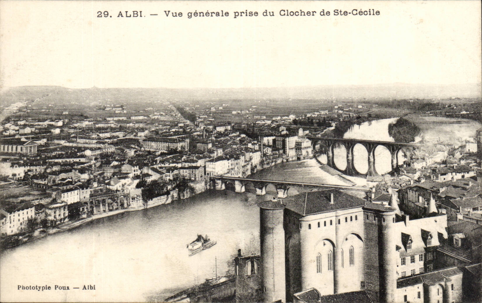 Ansicht die Albi-CPA vertreten vom Glockeaufsatz von Co Cecile