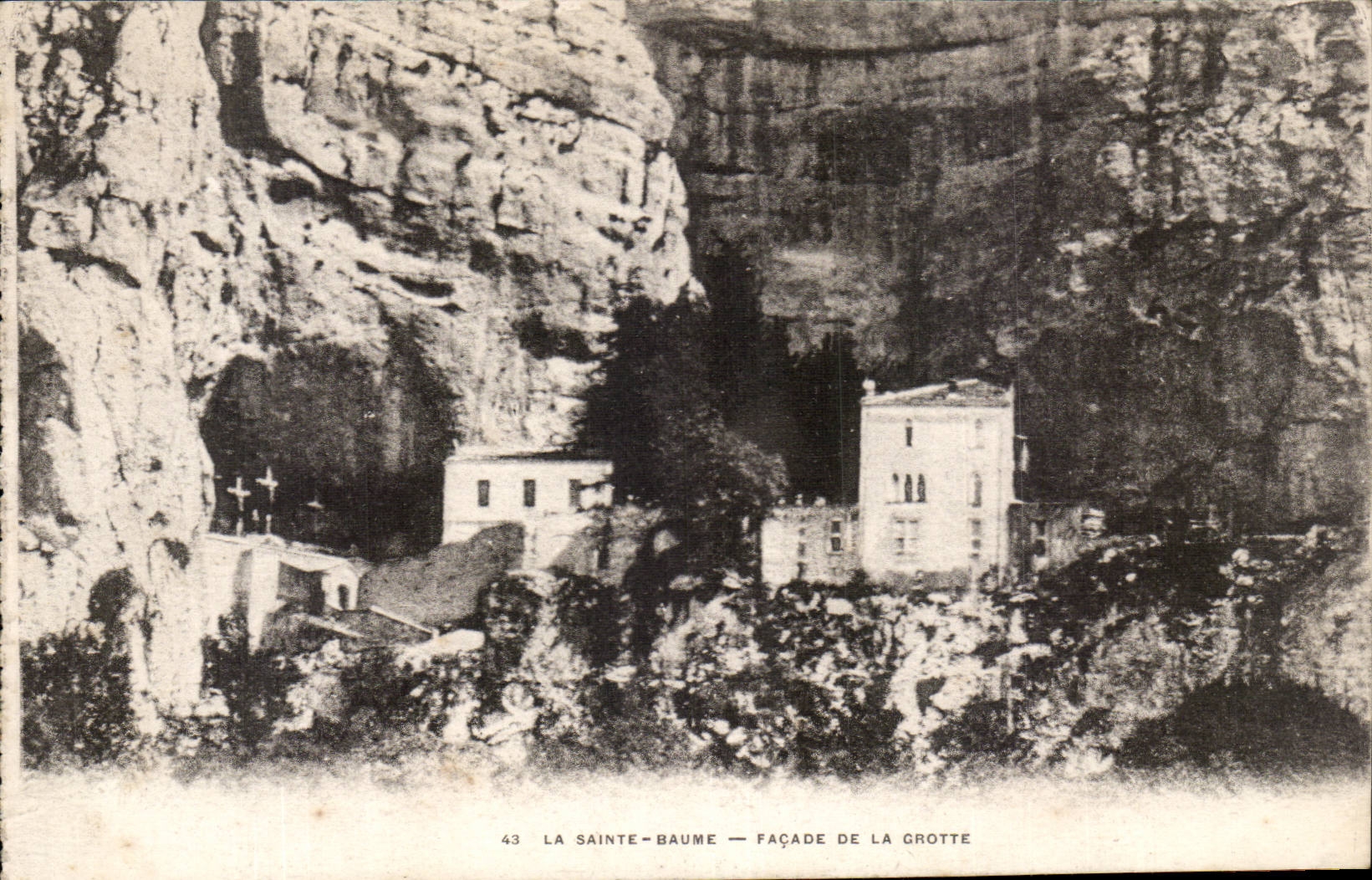 Sainte Baume CPA Facade de la grotte