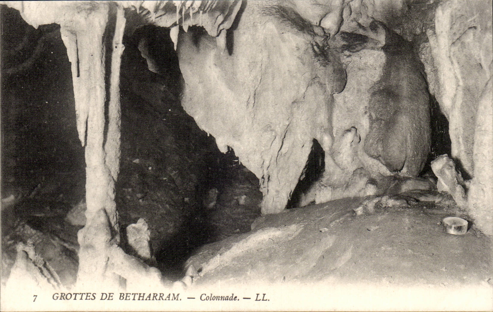 Betharram CPA the caves Colonnade