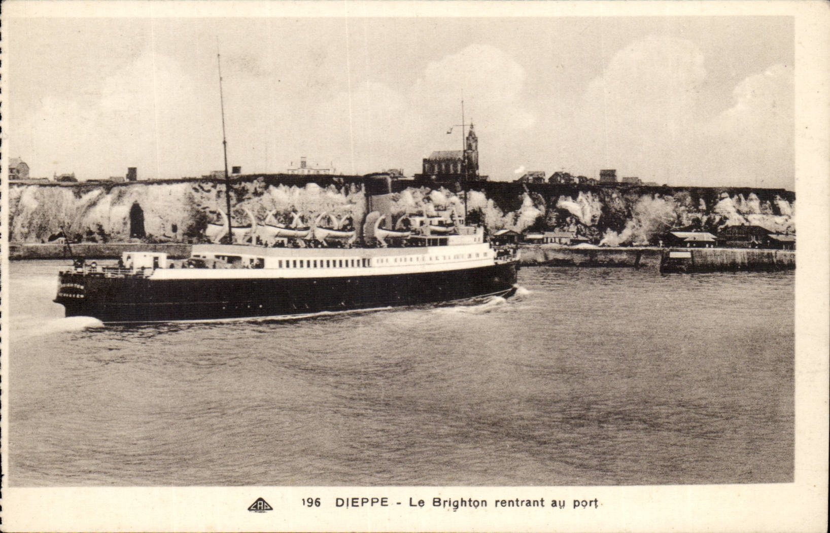 Dieppe CPA Brighton das zum Hafen zuruckgeht