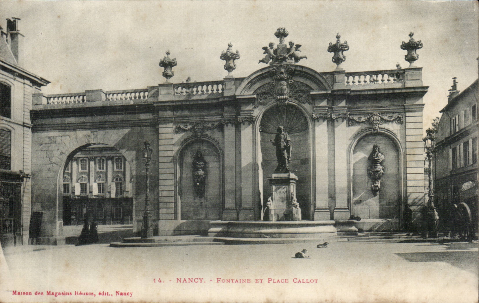 Nancy - Fontaine et Place Callot - CPA 