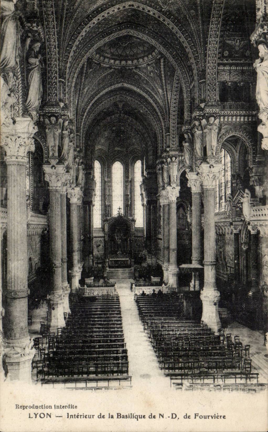 Lyon - Innenraum der Basilika von Notre Dame de Fourviere - CPA