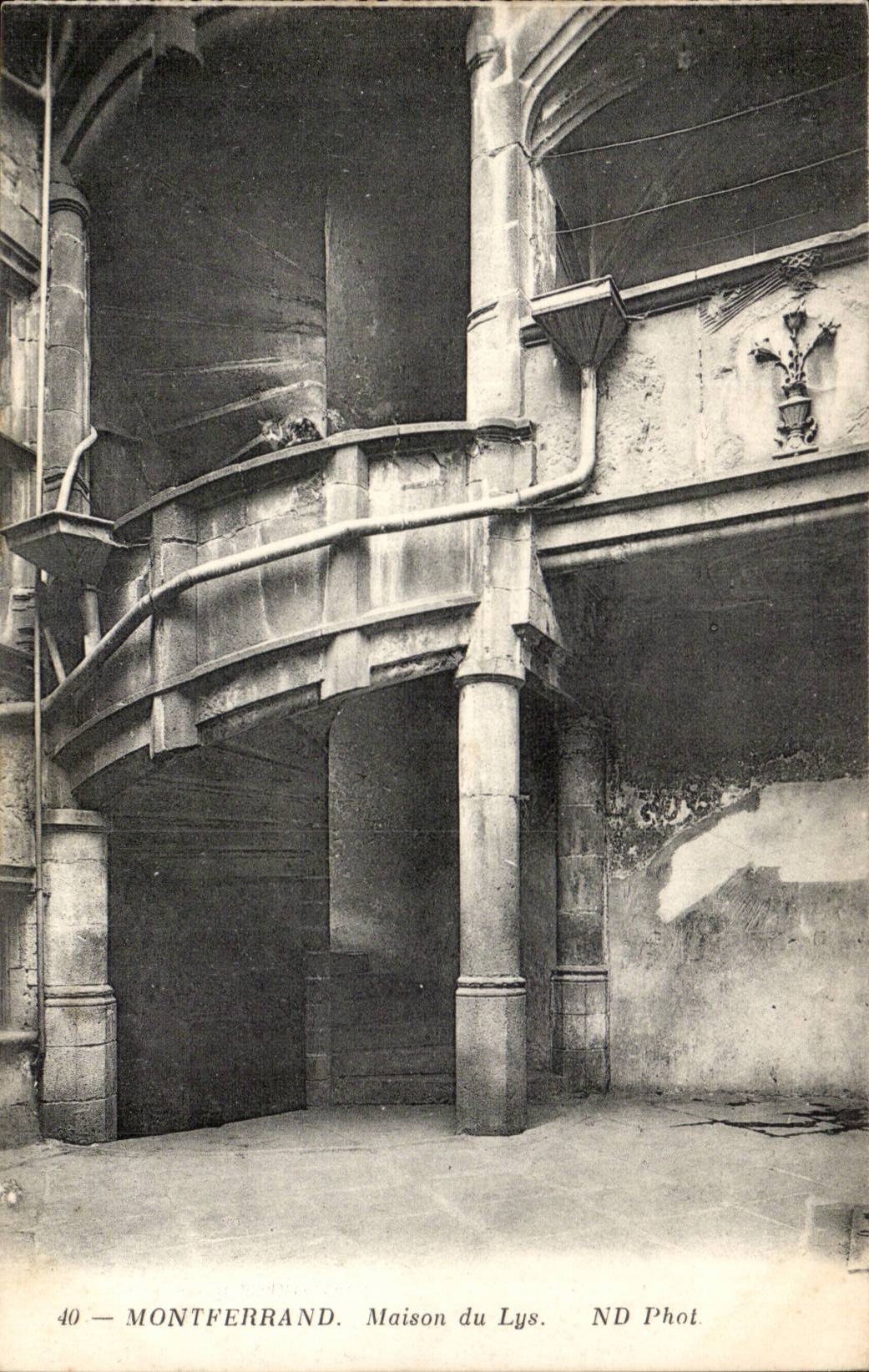 Montferrand - House of the Lily - CPA