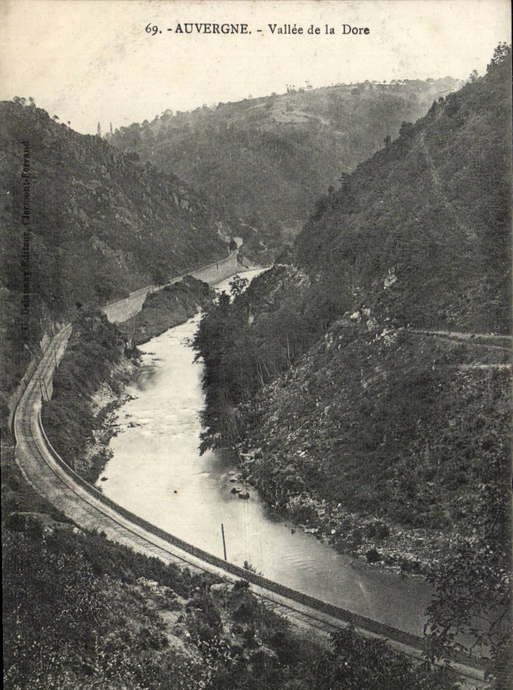 Auvergne CPA Vallee of Gilds