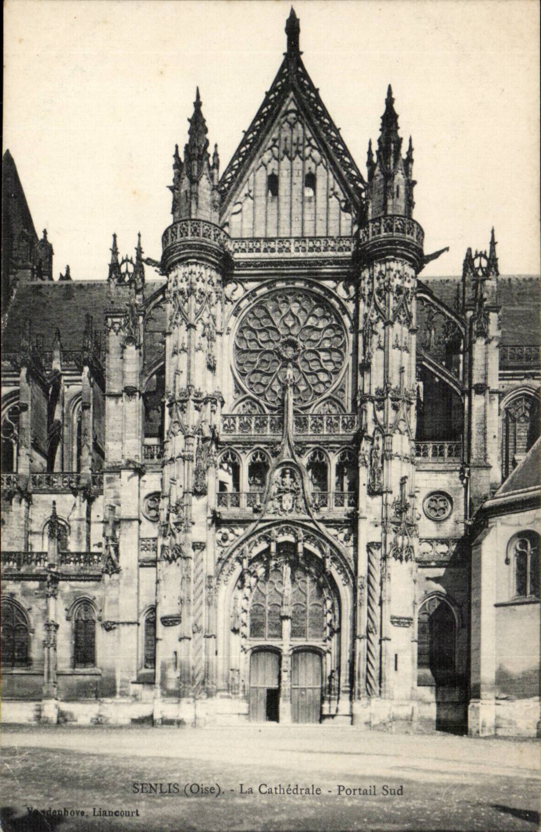 CPA Senlis the cathedral southern Gate