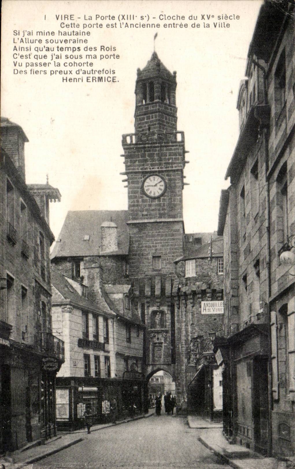 CPA Vire La porte clocher du 15eme Cette porte est l'ancienne entree de la ville
