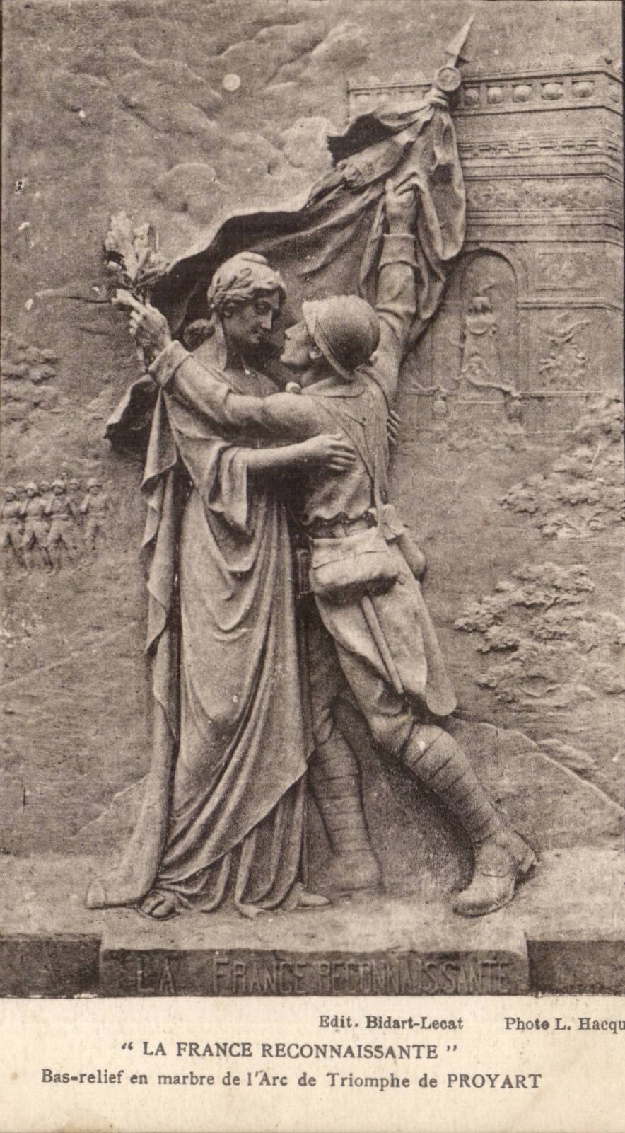 Grateful France CPA Low marble relief of Arc de Triomphe of Proyart (militaria)