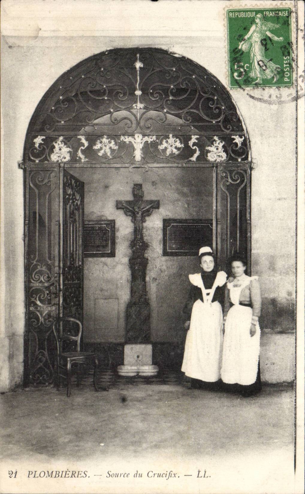 Plombieres CPA Source of the Crucifix